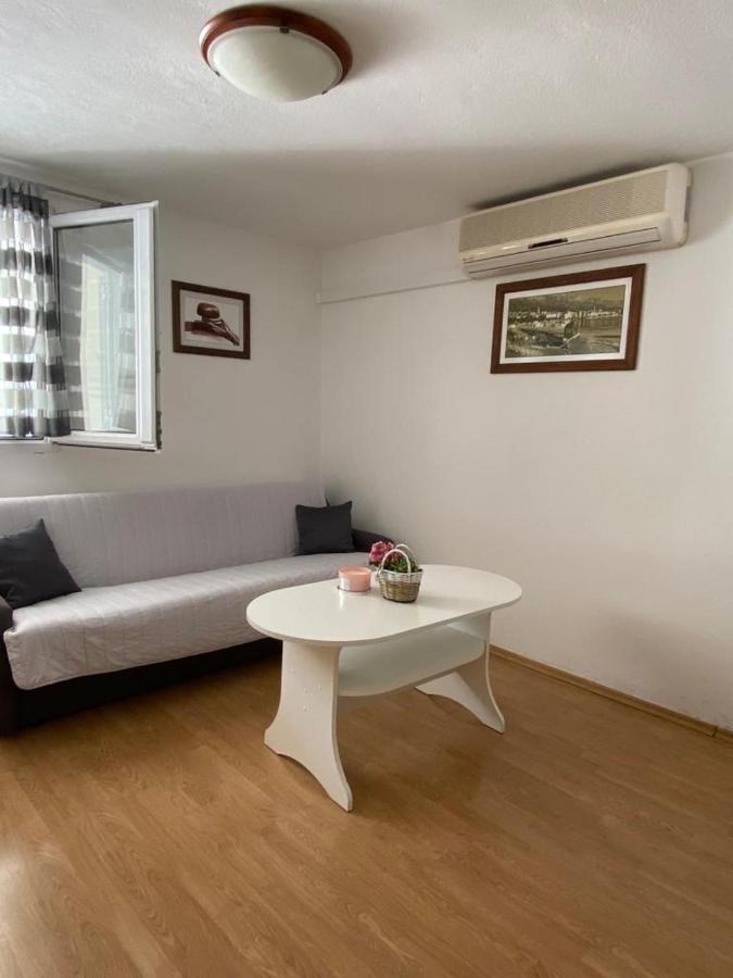 Apartment Lijana Sea View Tučepi Exterior foto